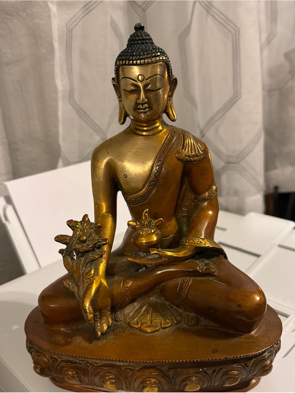 Hand made Gilded Brass Medecine Buddha Statue Home Art - Gold Finish